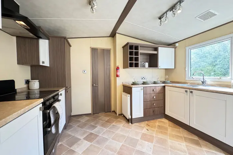 3 bedroom static caravan for sale, The Ridge West, St. Leonards-on-Sea TN37