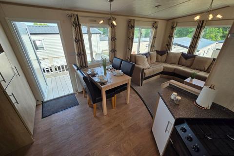 2 bedroom static caravan for sale, Ivyhouse Lane, Hastings TN35