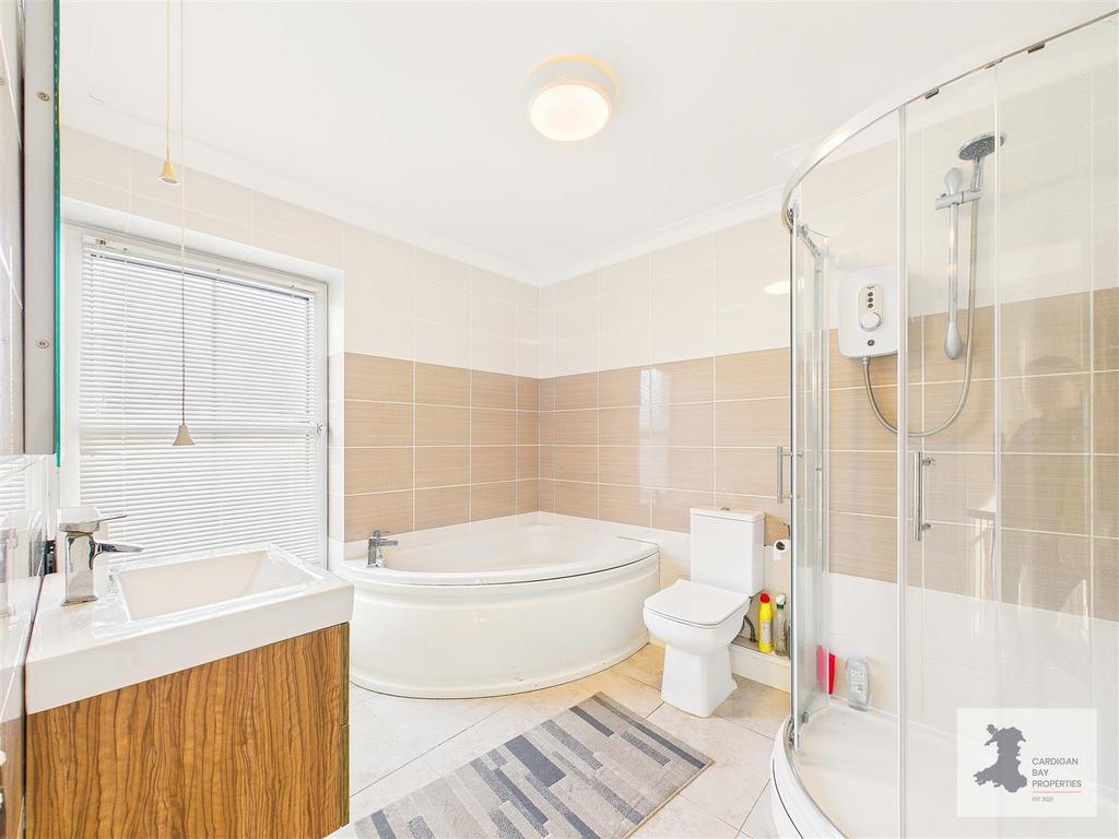 Family bathroom