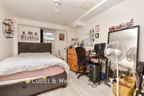 undefined, Weighton Road, London