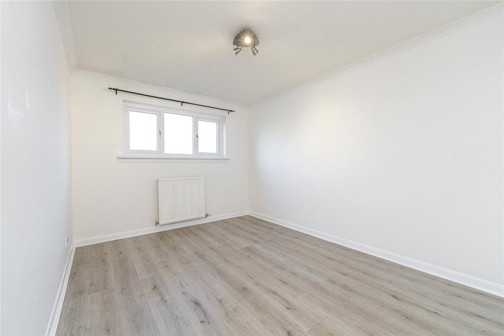Bedroom 1 Alt