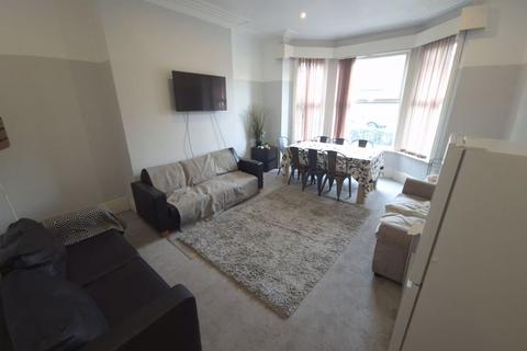 7 bedroom terraced house for sale, Delph Lane, Leeds