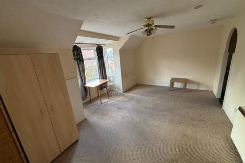 Studio to rent, Cambrian Green, Snowdon Drive, West Hendon, London, NW9 7RH
