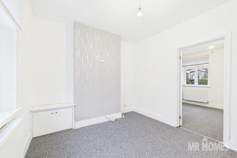 3 bedroom terraced house for sale, Tynant Street, Grangetown, Cardiff CF11 6PJ