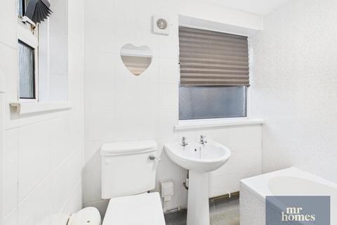 3 bedroom terraced house for sale, Tynant Street, Grangetown, Cardiff, CF11