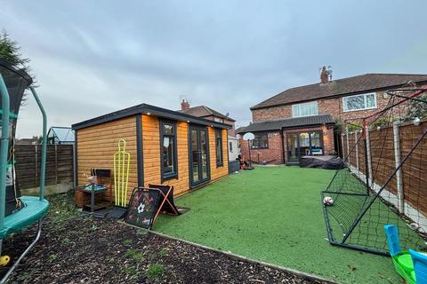 undefined, Radlet Drive, Altrincham WA15
