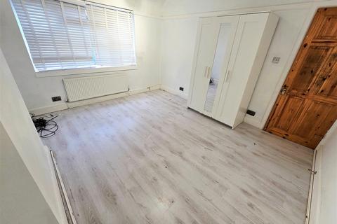 undefined, Fort Road, Northolt