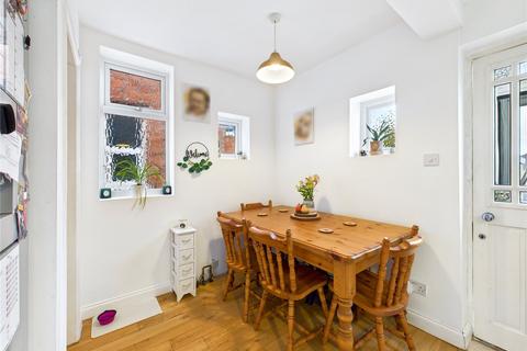 3 bedroom semi-detached house for sale, Smythies Avenue, Colchester, Essex, CO1