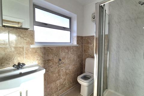 undefined, Wellington Avenue, Hounslow