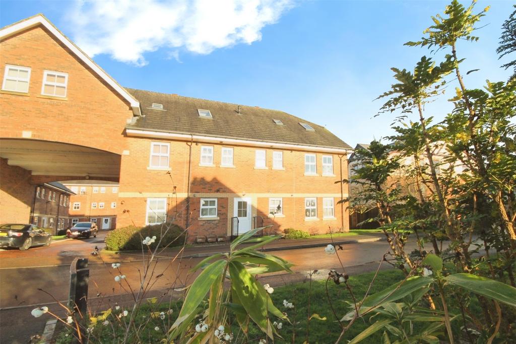 Sandringham Court