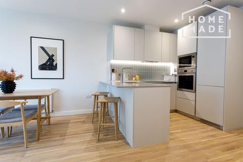 undefined, Greenford Quay, Greenford, UB6