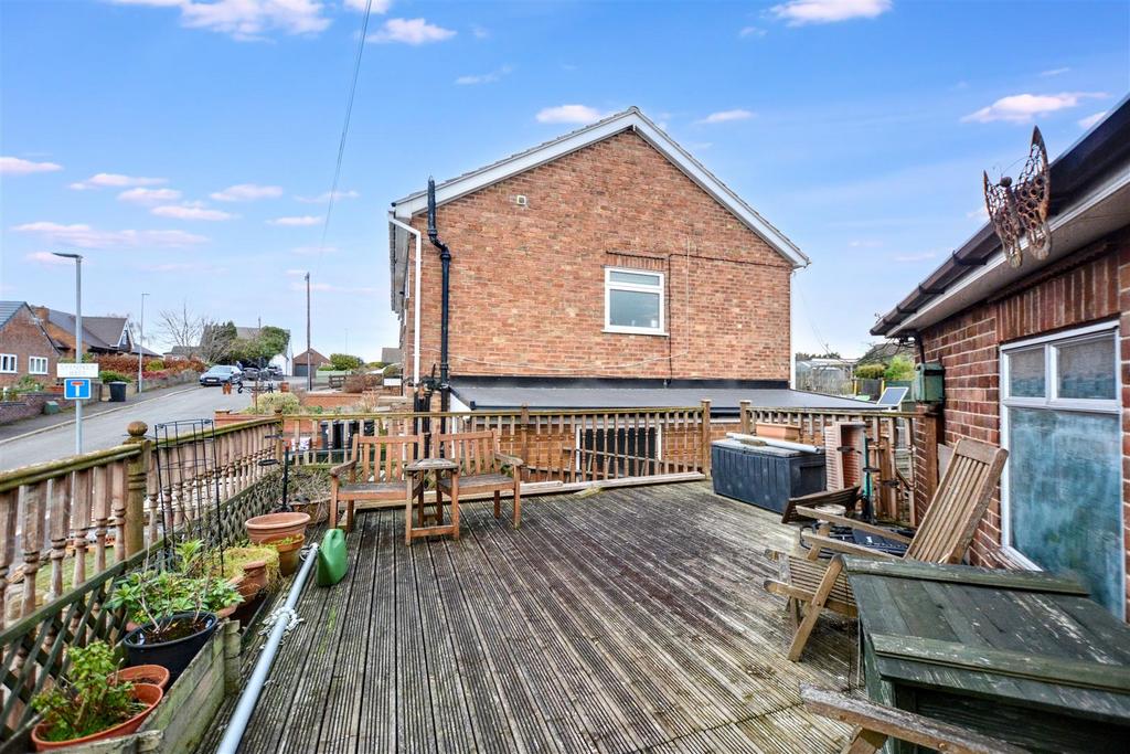 Upper Decking 2.jpeg