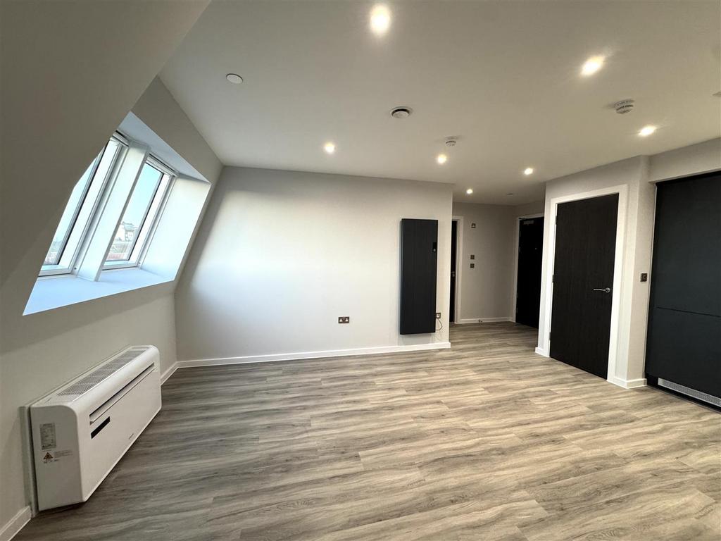 Living Room bed 5.jpeg