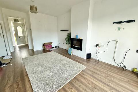 undefined, Redwood Close, Gloucester GL1