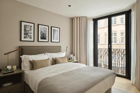 undefined, Great Portland Street, London W1W