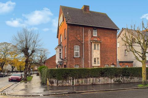 undefined, 2 Norbury Avenue, Thornton Heath, CR7