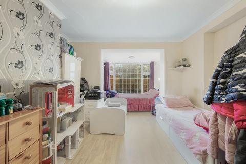 undefined, 2 Norbury Avenue, Thornton Heath, CR7
