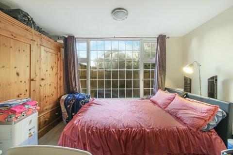 undefined, 2 Norbury Avenue, Thornton Heath, CR7