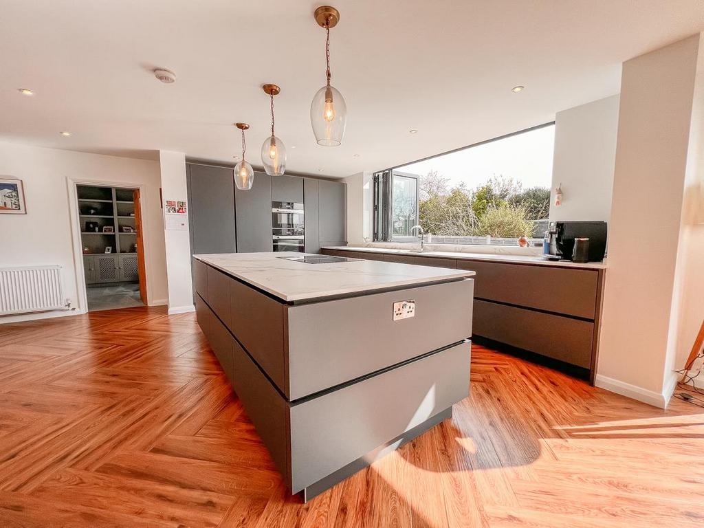 Kitchen/breakfast room/snug