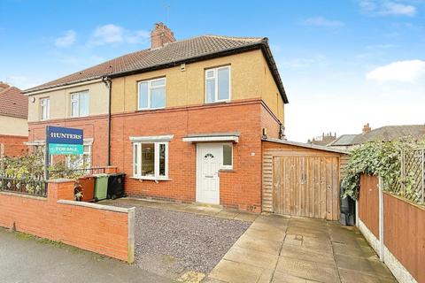 South Drive, Farsley