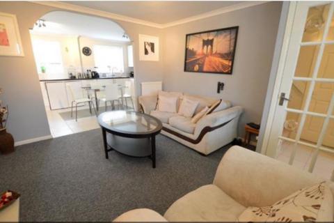 undefined, Rochford Drive, Luton, LU2