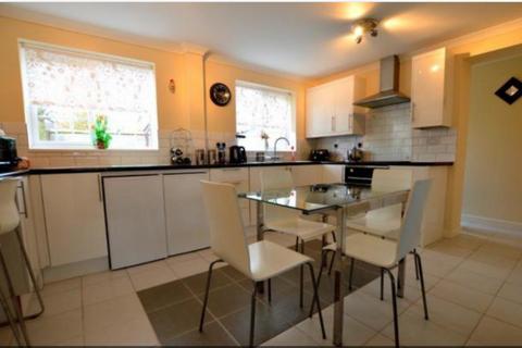 undefined, Rochford Drive, Luton, LU2