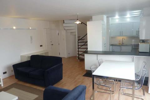 1 bedroom apartment to rent, John Trundle Court, London EC2Y
