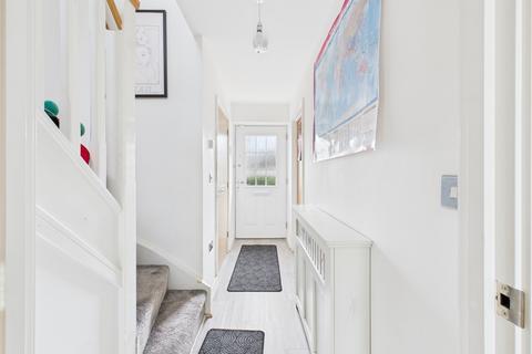 3 bedroom detached house to rent, Newhaven Road, Stockport, SK5 8BH
