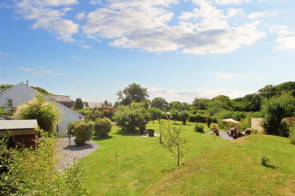 Rear Garden in the summer