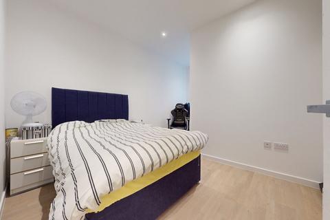 undefined, Riverbank Way