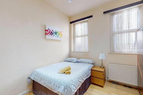undefined, Brondesbury Park
