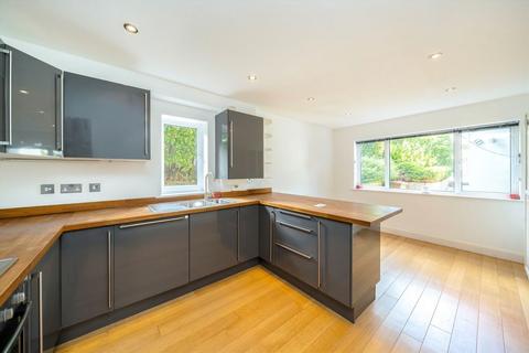 undefined, Belvedere Drive, London SW19