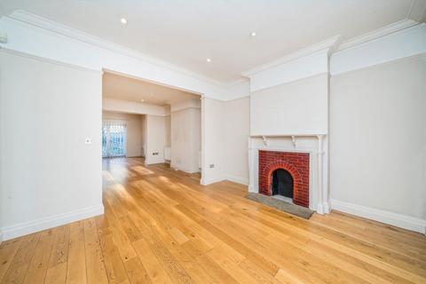 4 bedroom detached house to rent, Spencer Road, London SW20