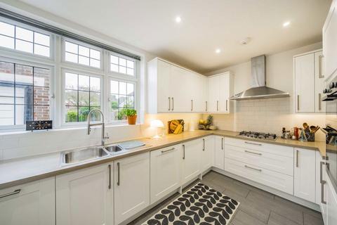 undefined, Copse Hill, London SW20