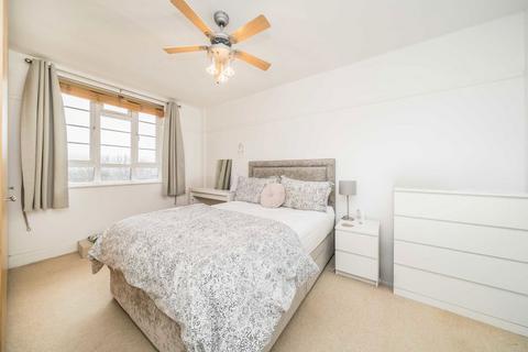 undefined, Edge Hill, London SW19