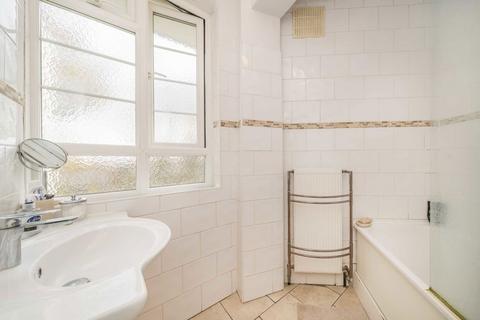 undefined, Edge Hill, London SW19