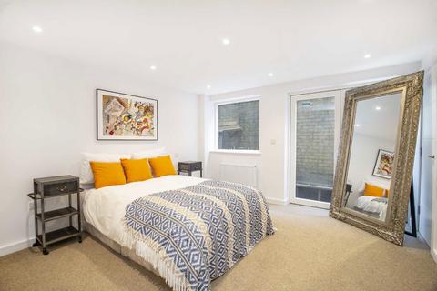 undefined, Elm Grove, London SW19