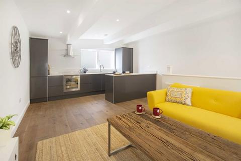 undefined, Elm Grove, London SW19
