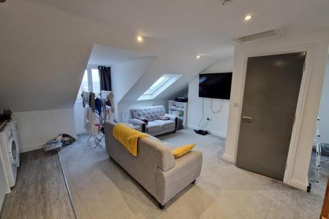 undefined, 10 Lipson Road, Flat 3