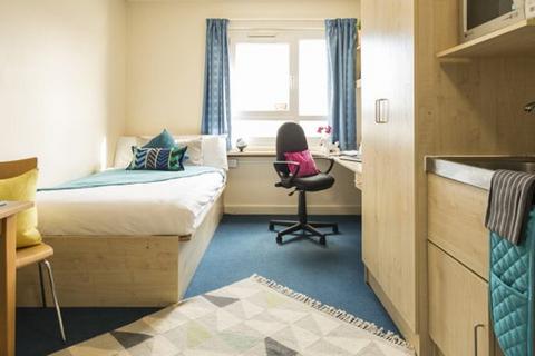 undefined, Creek Road