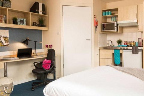 undefined, Creek Road