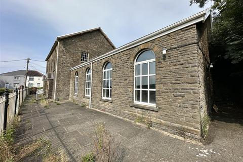 Townhouse for sale, Fforest Hill, Aberdulais, Neath
