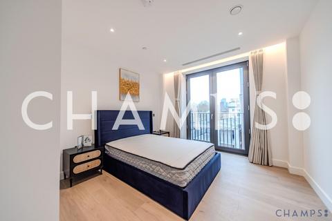 undefined, LONDON, WC1X