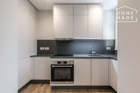 undefined, Palm Court, NW2