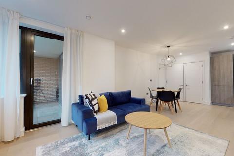 undefined, Cremer Street