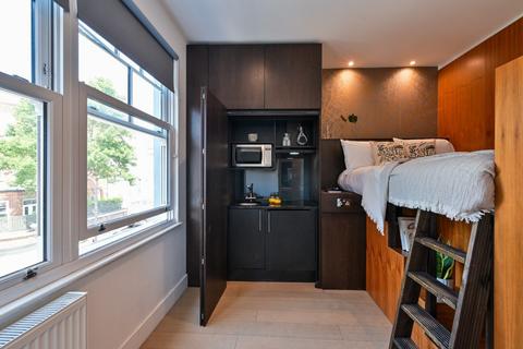 undefined, Dennington Park Road