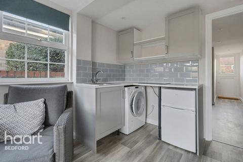 1 bedroom flat to rent, Annexe, Queens Gardens, St Neots