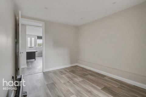 1 bedroom flat to rent, Annexe, Queens Gardens, St Neots
