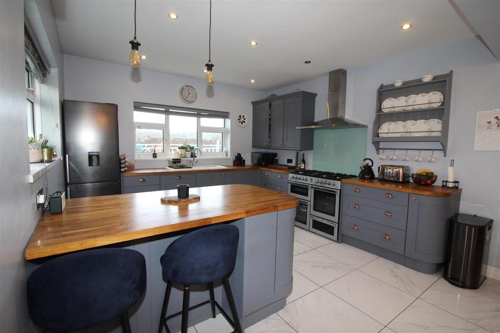 Kitchen/Family Room