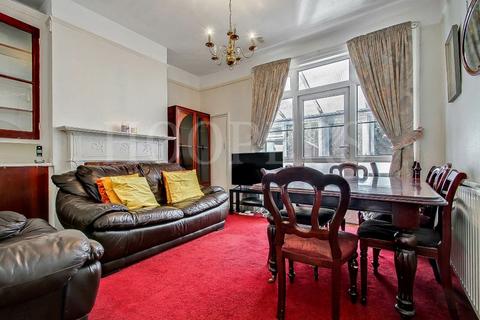 3 bedroom end of terrace house for sale, Mulgrave Road, London, NW10